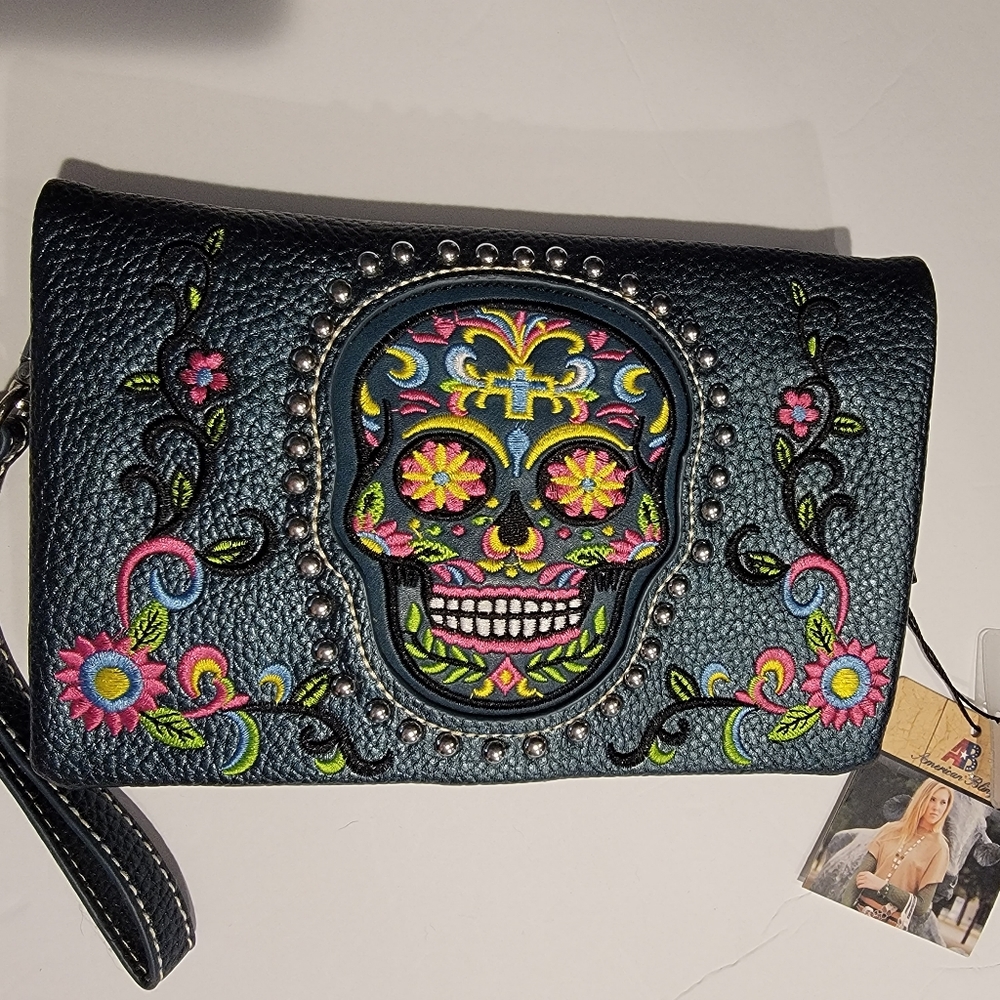 Skull wallet